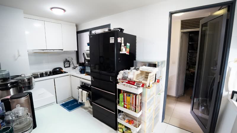 SkyPark Residences, Sembawang Drive, 5 Bedrooms, 1,593 sqft, Executive Condominium For Sale, by Chua Le Bing, 500153612 - Kitchen - PropertyGuru.com.sg