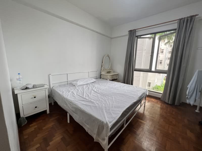 Parkview Apartments, 1 Bukit Batok Street 25, 3 Bedrooms, 1,119 sqft, Apartment For Rent, by Tan Hui Shan, 500153614 - Bedroom - PropertyGuru.com.sg