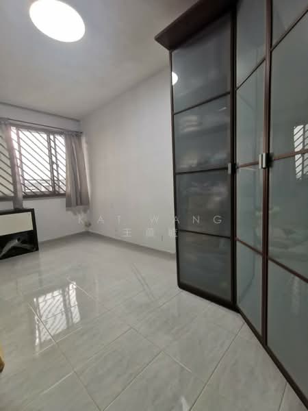 946 Tampines Avenue 4, 946 Tampines Avenue 4, 3 Bedrooms, 1,119 sqft, HDB Flat For Rent, by Kat Wang 王薇毓, 500153615 - Bedroom - PropertyGuru.com.sg