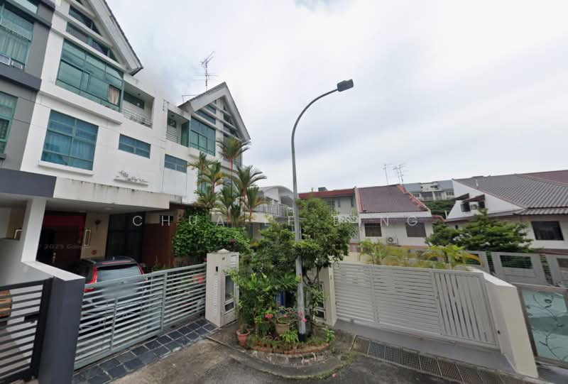 Jalan Kelichap, , Room Rental, 150 sqft, Terraced House For Rent, by Chua Le Bing, 500153630 - Exterior - PropertyGuru.com.sg