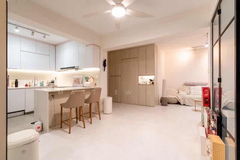 82B Circuit Road, 82B Circuit Road, 3 Bedrooms, 1,001 sqft, HDB Flat For Sale, by Matthew Lam, 500153631 - Living Room - PropertyGuru.com.sg