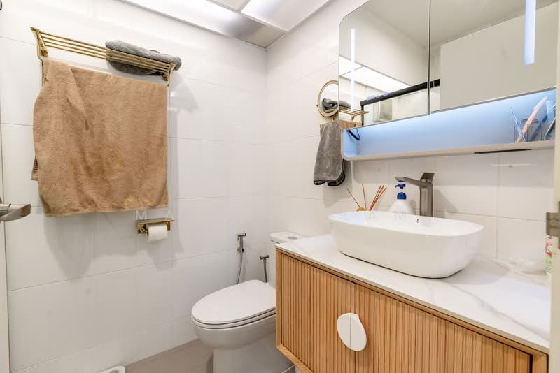 82B Circuit Road, 82B Circuit Road, 3 Bedrooms, 1,001 sqft, HDB Flat For Sale, by Matthew Lam, 500153631 - Bathroom - PropertyGuru.com.sg