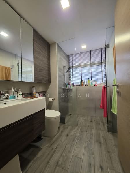 The Terrace, 90 Edgedale Plains, 3 Bedrooms, 1,076 sqft, Executive Condominium For Sale, by GS Chan, 500153639 - Bathroom - PropertyGuru.com.sg