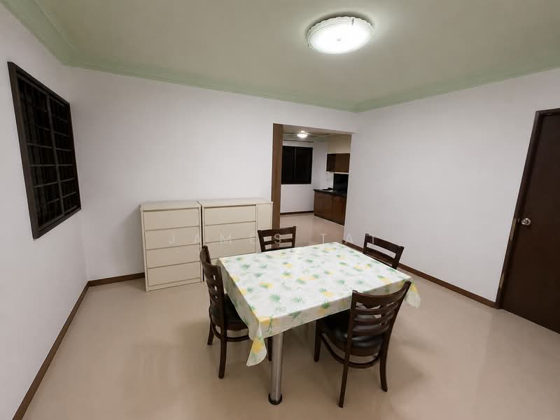 656B Jurong West Street 61, 656B Jurong West Street 61, 3 Bedrooms, 1,195 sqft, HDB Flat For Sale, by James Tai, 500153642 - Dining Room - PropertyGuru.com.sg