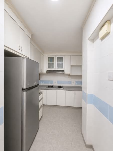 656B Jurong West Street 61, 656B Jurong West Street 61, 3 Bedrooms, 1,195 sqft, HDB Flat For Sale, by James Tai, 500153642 - Kitchen - PropertyGuru.com.sg