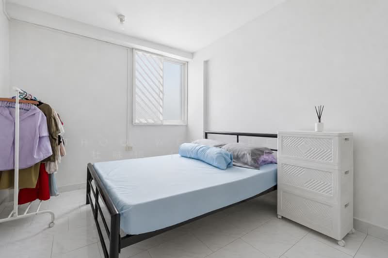 504 Bukit Batok Street 52, 504 Bukit Batok Street 52, 2 Bedrooms, 646 sqft, HDB Flat For Sale, by Thoo Weng Heng 杜咏恒 (Wayne), 500153645 - Bedroom - PropertyGuru.com.sg