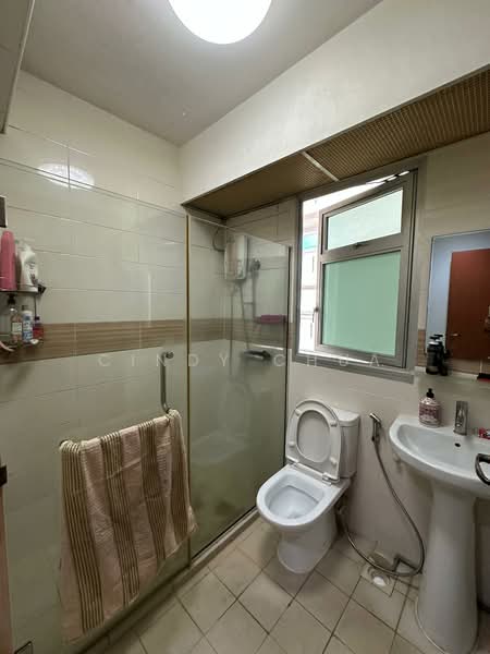 502A Yishun Street 51, 502A Yishun Street 51, 3 Bedrooms, 990 sqft, HDB Flat For Sale, by Cindy Chua, 500153664 - Master Bedroom ensuite - PropertyGuru.com.sg