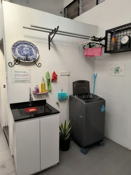 Lor 23 Geylang, Lorong 23 Geylang, Room Rental, 120 sqft, Shophouse For Rent, by John Chiam, 500153665 - Interior - PropertyGuru.com.sg