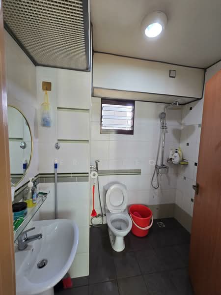 57 Havelock Road, 57 Havelock Road, 2 Bedrooms, 743 sqft, HDB Flat For Sale, by Eric Teo, 500153666 - Bathroom - PropertyGuru.com.sg