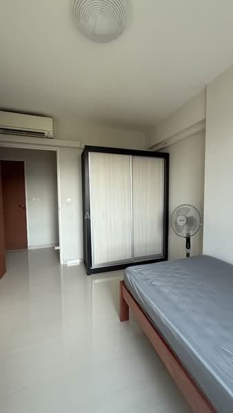 53 Commonwealth Drive, 53 Commonwealth Drive, Room Rental, 120 sqft, HDB Flat For Rent, by Janine Lim, 500153669 - Bedroom - PropertyGuru.com.sg