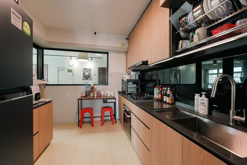 408C Northshore Drive, 408C Northshore Drive, 3 Bedrooms, 1,011 sqft, HDB Flat For Sale, by Karen Chua, 500153671 - Kitchen - PropertyGuru.com.sg