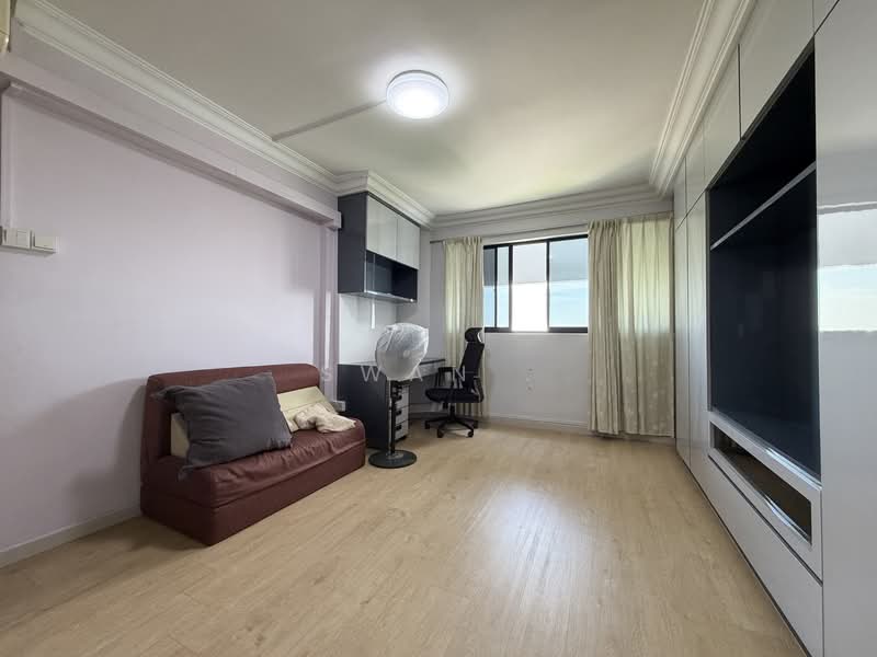 226 Jurong East Street 21, 226 Jurong East Street 21, Room Rental, 160 sqft, HDB Flat For Rent, by Swan ., 500153682 - Master Bedroom - PropertyGuru.com.sg
