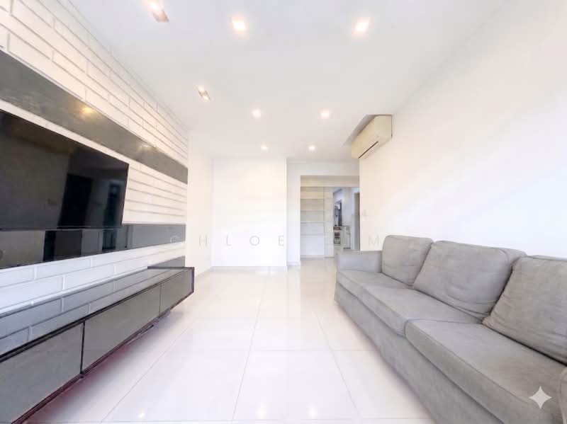 26D Jalan Membina, 26D Jalan Membina, 3 Bedrooms, 969 sqft, HDB Flat For Sale, by Chloe Lim, 500153686 - Living Room - PropertyGuru.com.sg