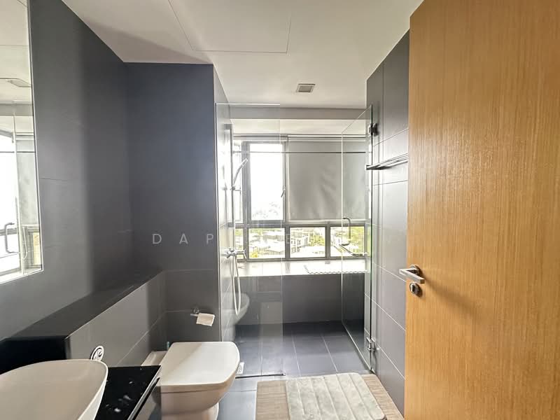 Meadows @ Peirce, 632 Upper Thomson Road, 3 Bedrooms, 1,195 sqft, Condominium For Rent, by Daphne Tan, 500153687 - Bathroom - PropertyGuru.com.sg