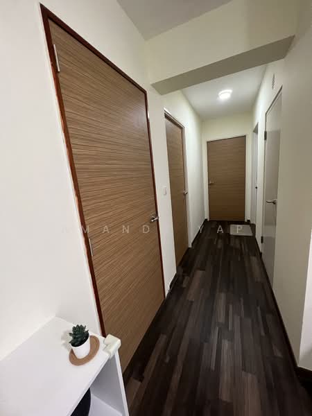 698A Jurong West Central 3, 698A Jurong West Central 3, 2 Bedrooms, 732 sqft, HDB Flat For Sale, by Amanda Yap, 500153689 - Corridor - PropertyGuru.com.sg