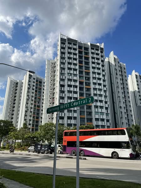 698A Jurong West Central 3, 698A Jurong West Central 3, 2 Bedrooms, 732 sqft, HDB Flat For Sale, by Amanda Yap, 500153689 - Exterior - PropertyGuru.com.sg