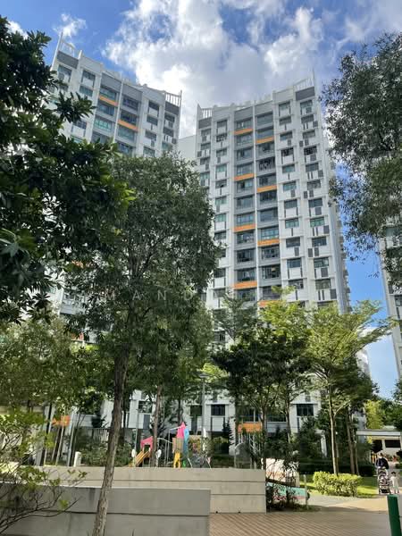 698A Jurong West Central 3, 698A Jurong West Central 3, 2 Bedrooms, 732 sqft, HDB Flat For Sale, by Amanda Yap, 500153689 - Exterior - PropertyGuru.com.sg