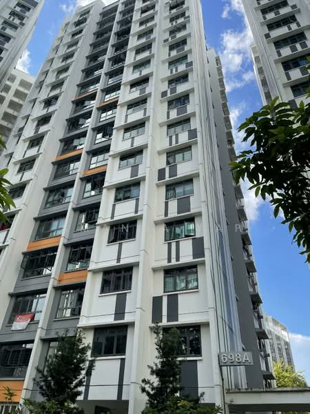 698A Jurong West Central 3, 698A Jurong West Central 3, 2 Bedrooms, 732 sqft, HDB Flat For Sale, by Amanda Yap, 500153689 - Exterior - PropertyGuru.com.sg