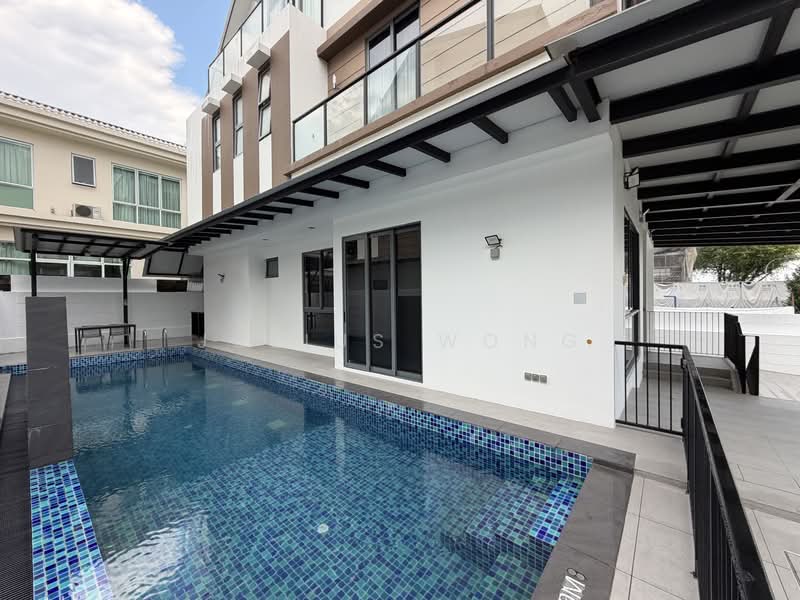 Ponggol Twenty-Fourth Avenue, , 6 Bedrooms, 5,200 sqft, Bungalow House For Sale, by Julius Wong, 500153692 - Private Pool - PropertyGuru.com.sg