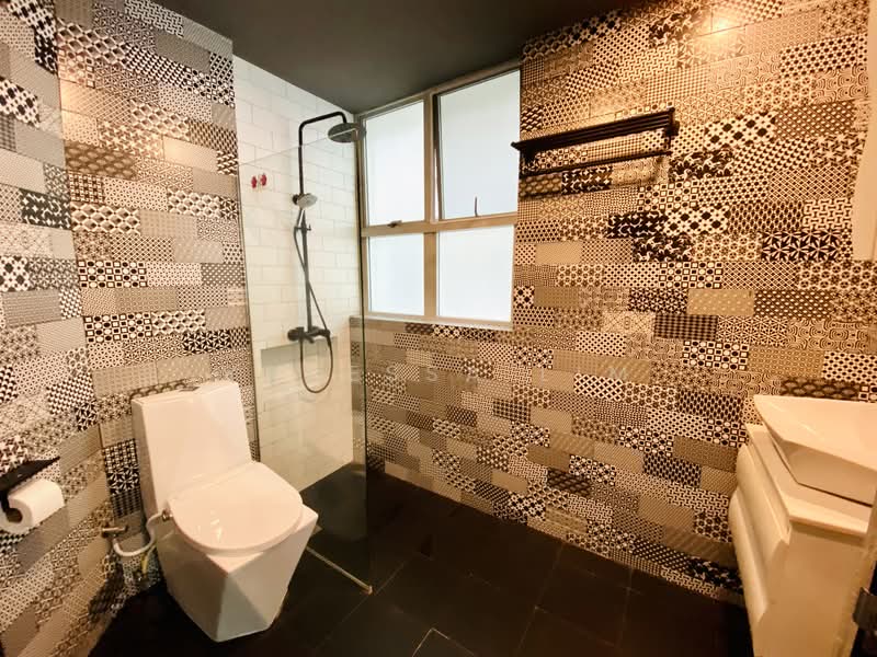 Sunshine Plaza, 10 Prinsep Link, 2 Bedrooms, 764 sqft, Apartment For Sale, by Vanessa Lim, 500153697 - Bathroom - PropertyGuru.com.sg