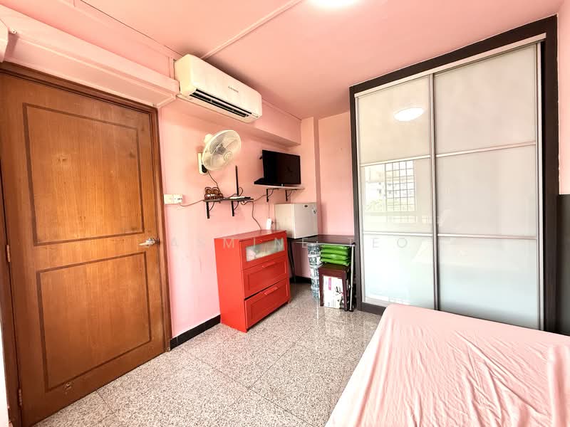 707 Jurong West Street 71, 707 Jurong West Street 71, Room Rental, 200 sqft, HDB Flat For Rent, by Jasmine Teo, 500153701 - Bedroom - PropertyGuru.com.sg