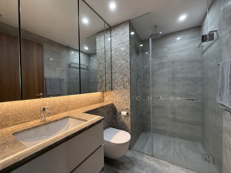 Fourth Avenue Residences, 2 Fourth Avenue, 1 Bedroom, 506 sqft, Condominium For Sale, by Desmond Chan, 500153715 - Bathroom - PropertyGuru.com.sg