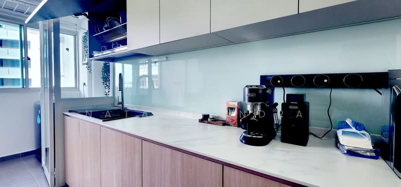 887B Woodlands Drive 50, 887B Woodlands Drive 50, 2 Bedrooms, 989 sqft, HDB Flat For Rent, by Natalie Indra, 500153717 - Kitchen - PropertyGuru.com.sg