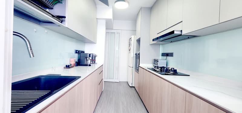 887B Woodlands Drive 50, 887B Woodlands Drive 50, 2 Bedrooms, 989 sqft, HDB Flat For Rent, by Natalie Indra, 500153717 - Kitchen - PropertyGuru.com.sg