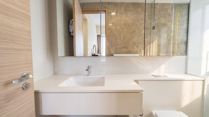 d'Leedon (Former Farrer Court), 13 Leedon Heights, 2 Bedrooms, 1,066 sqft, Condominium For Sale, by Ian Yijie Teo, 500153721 - Bathroom - PropertyGuru.com.sg