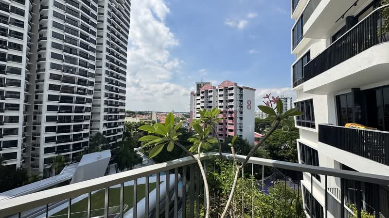 d'Leedon (Former Farrer Court), 13 Leedon Heights, 2 Bedrooms, 1,066 sqft, Condominium For Sale, by Ian Yijie Teo, 500153721 - Balcony - PropertyGuru.com.sg
