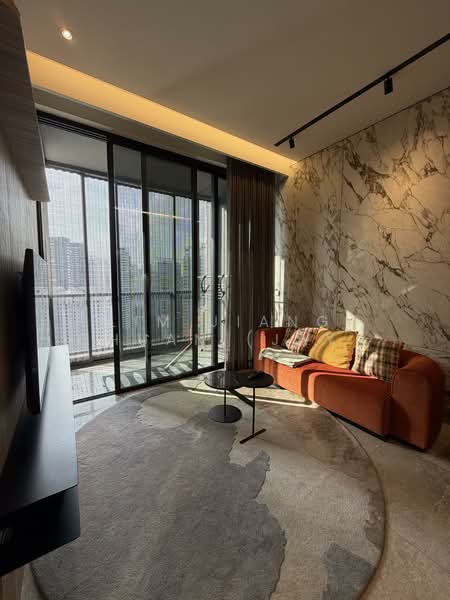 Martin Modern, 10 Martin Place, 2 Bedrooms, 764 sqft, Apartment For Rent, by Lim Jiang Chuan (Jay), 500153722 - Living Room - PropertyGuru.com.sg