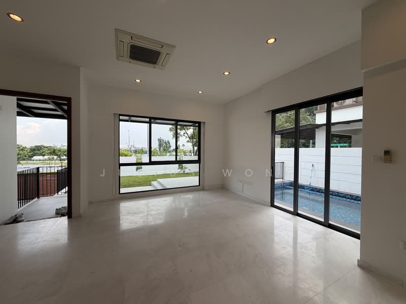 Ponggol Twenty-Fourth Avenue, , 6 Bedrooms, 5,200 sqft, Bungalow House For Rent, by Julius Wong, 500153726 - Living Room - PropertyGuru.com.sg