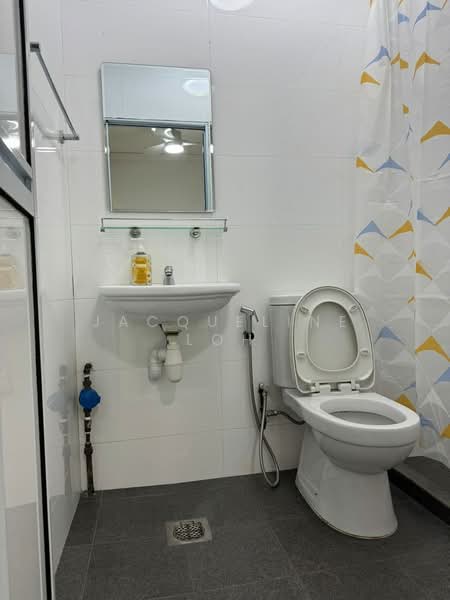 Near East Coast, , Studio, 450 sqft, Apartment For Rent, by Jacqueline Loh, 500153732 - Bathroom - PropertyGuru.com.sg