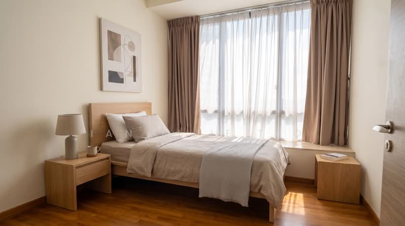S.U.P.E.R C.H.E.A.P! 5 mins to MRT ! Unblock Views! 1km to Nanyang Pri, , 2 Bedrooms, 1,066 sqft, Condominium For Sale, by Ian Yijie Teo, 500153743 - Bedroom - PropertyGuru.com.sg