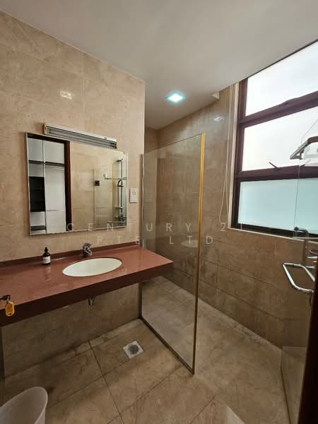 jalan krian, , 7 Bedrooms, 3,644 sqft, Semi-Detached House For Rent, by CHARMAINE CHAN, 500153749 - Bathroom - PropertyGuru.com.sg