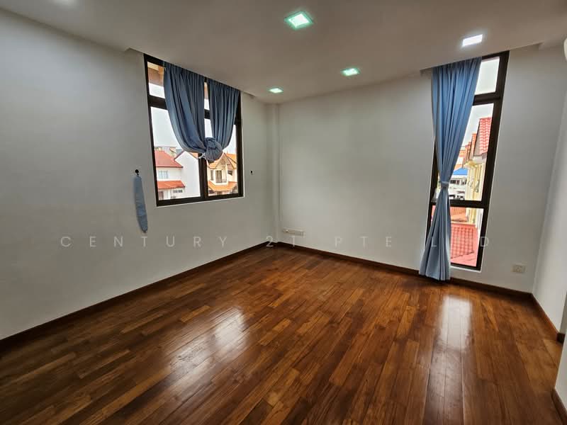 jalan krian, , 7 Bedrooms, 3,644 sqft, Semi-Detached House For Rent, by CHARMAINE CHAN, 500153749 - Interior - PropertyGuru.com.sg