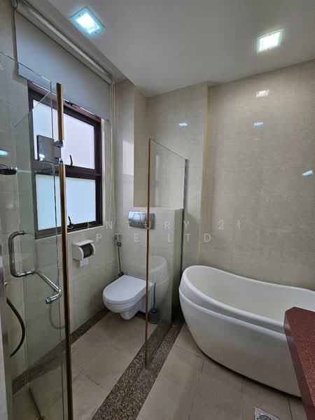 jalan krian, , 7 Bedrooms, 3,644 sqft, Semi-Detached House For Rent, by CHARMAINE CHAN, 500153749 - Bathroom - PropertyGuru.com.sg
