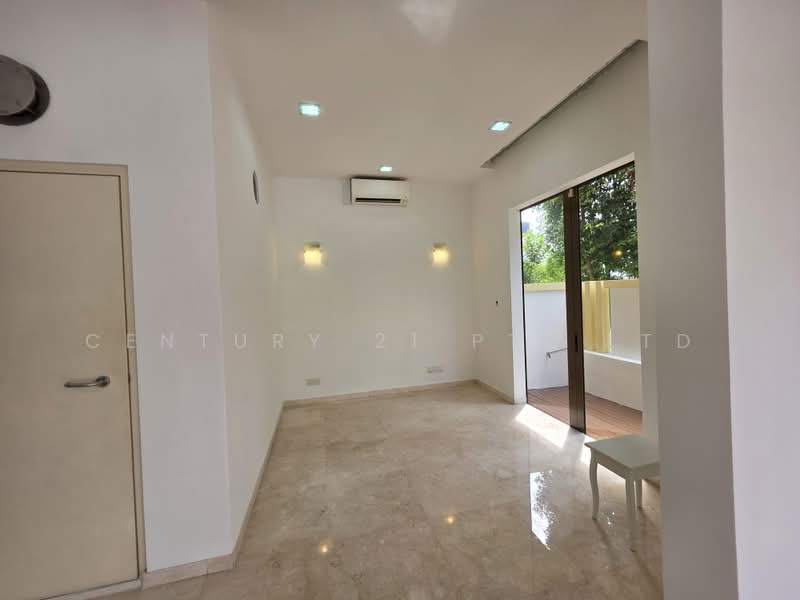 jalan krian, , 7 Bedrooms, 3,644 sqft, Semi-Detached House For Rent, by CHARMAINE CHAN, 500153749 - Interior next to living hall - PropertyGuru.com.sg