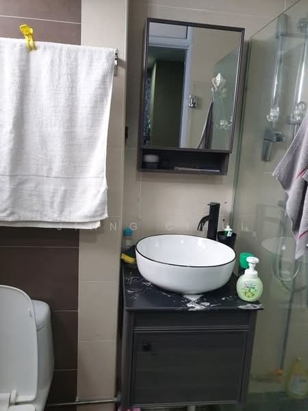255 Bangkit Road, 255 Bangkit Road, Room Rental, 130 sqft, HDB Flat For Rent, by Jiang Cihui, 500153755 - Bathroom - PropertyGuru.com.sg