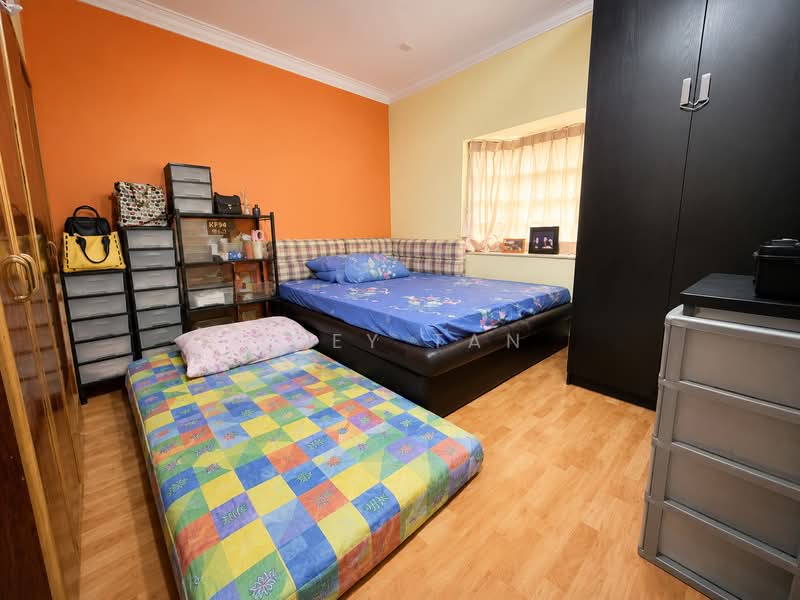 Chuan Walk, , 5 Bedrooms, 3,000 sqft, Terraced House For Sale, by Joey Tan, 500153756 - Bedroom - PropertyGuru.com.sg