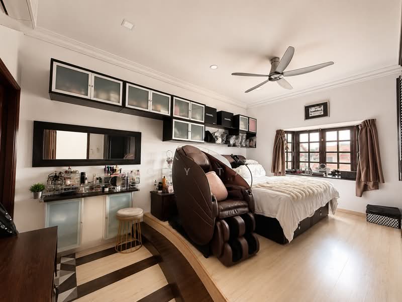 Chuan Walk, , 5 Bedrooms, 3,000 sqft, Terraced House For Sale, by Joey Tan, 500153756 - Bedroom - PropertyGuru.com.sg