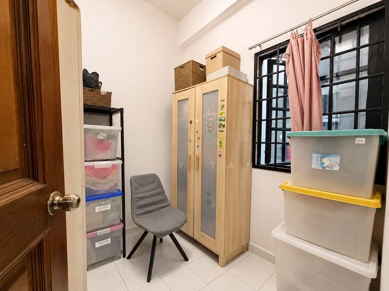 Chuan Walk, , 5 Bedrooms, 3,000 sqft, Terraced House For Sale, by Joey Tan, 500153756 - Interior - PropertyGuru.com.sg