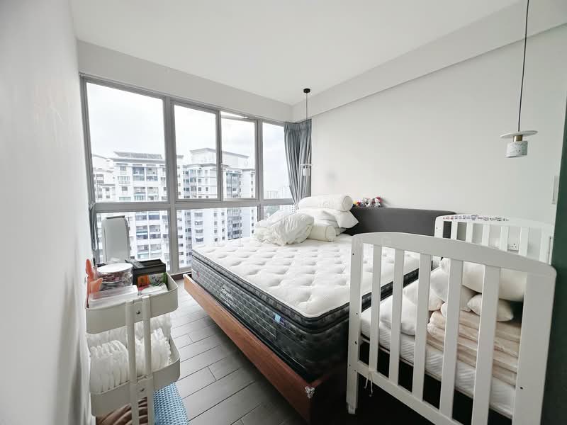 Austville Residences, 11 Sengkang East Avenue, 3 Bedrooms, 1,033 sqft, Executive Condominium For Sale, by Adriel Tng, 500153757 - Master Bedroom - PropertyGuru.com.sg