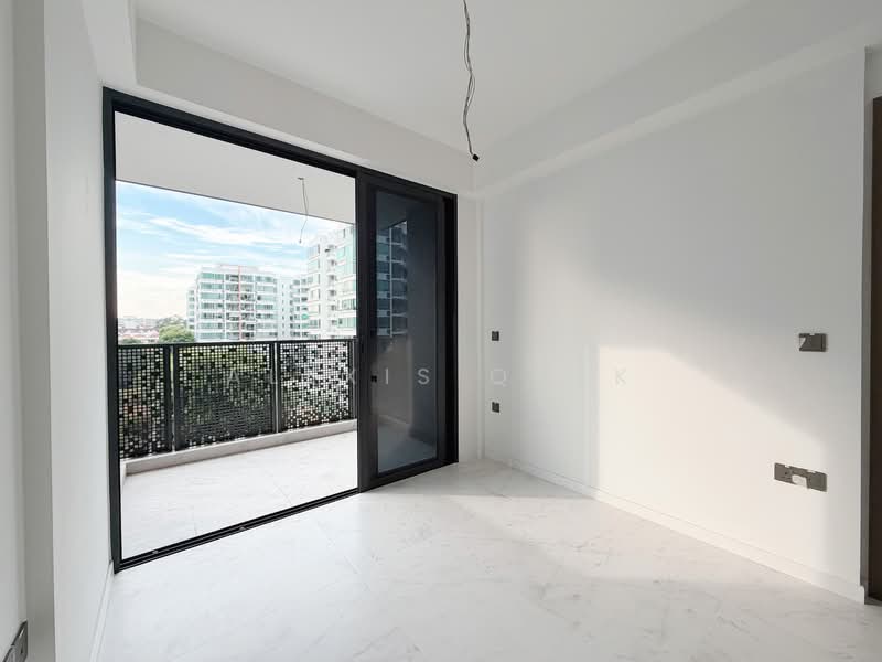 Sceneca Residence, 26 Tanah Merah Kechil Link, 2 Bedrooms, 753 sqft, Condominium For Sale, by Alexis Quek, 500153762 - Balcony - PropertyGuru.com.sg