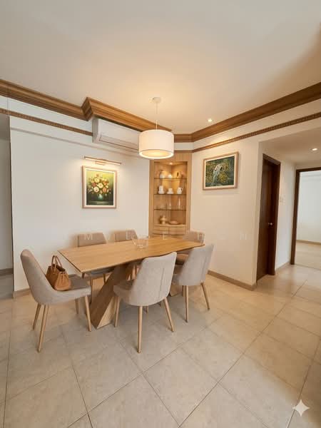 Castle Green, 481 Yio Chu Kang Road, 2 Bedrooms, 947 sqft, Condominium For Sale, by Emylee Hon, 500153763 - Dining Room - PropertyGuru.com.sg