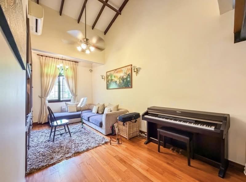 Brighton crescent, , 4 Bedrooms, 3,000 sqft, Semi-Detached House For Sale, by Frances Lim, 500153767 - Entertainment area - PropertyGuru.com.sg