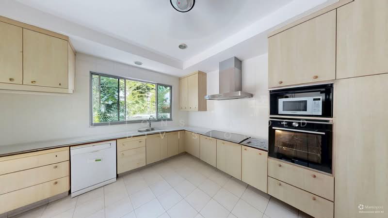 Mandarin Park Corner Semi-D | Walk to MRT, Malls, Pei Hwa Pri School, Mandarin Park, 6 Bedrooms, 5,000 sqft, Semi-Detached House For Sale, by SINDRIC GOH, 500153768 - Kitchen - PropertyGuru.com.sg