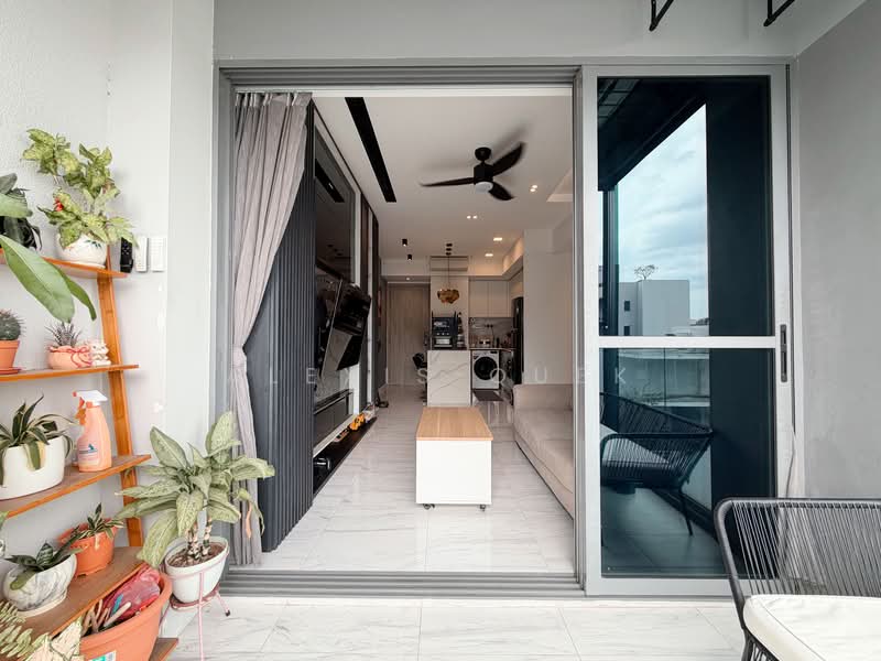 The Alps Residences, 117 Tampines Street 86, 2 Bedrooms, 700 sqft, Condominium For Sale, by Alexis Quek, 500153770 - Living Room - PropertyGuru.com.sg