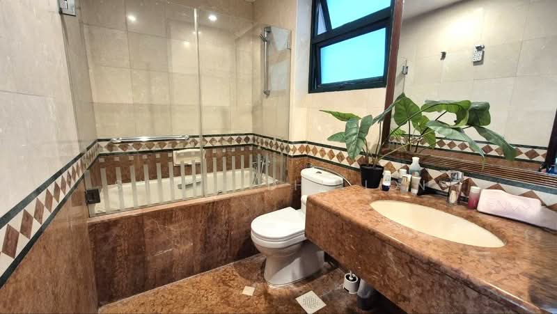 Hillview Green, 63 Hume Avenue, 2 Bedrooms, 980 sqft, Condominium For Sale, by Shaun Dhillon, 500153771 - Bathroom - PropertyGuru.com.sg