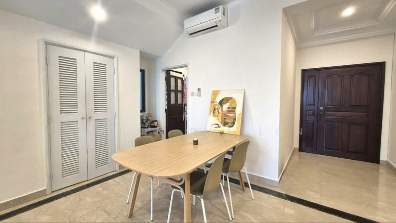 Hillview Green, 63 Hume Avenue, 2 Bedrooms, 980 sqft, Condominium For Sale, by Shaun Dhillon, 500153771 - Dining Room - PropertyGuru.com.sg